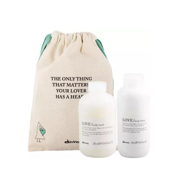 DAVINES LOVE BODY ДУШ-ГЕЛ 250МЛ + ЛОСИОН ЗА ТЯЛО 150МЛ + ПОДАРЪК КОЗМЕТИЧЕН НЕСЕСЕР ПРОМО
